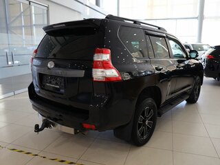 2017 Toyota Land Cruiser Prado 150 Series Рестайлинг 1, чёрный, 3300000 рублей, вид 4