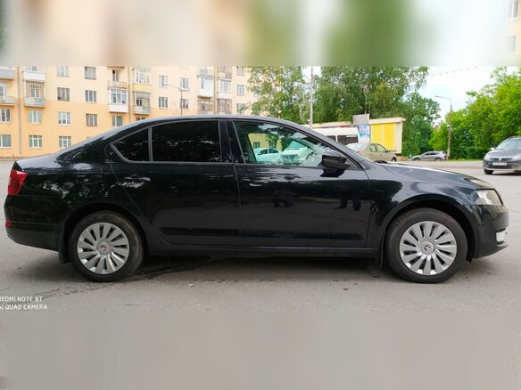 2013 Skoda Octavia III (A7), чёрный - вид 4