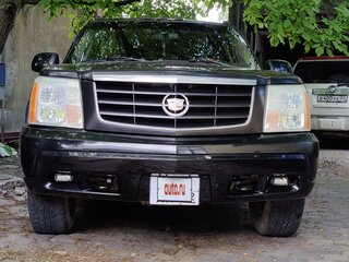 2001 Cadillac Escalade II, чёрный, 1300000 рублей, вид 3