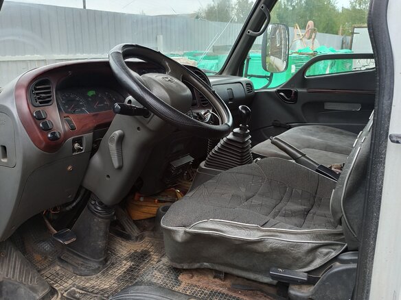 2007 Hyundai HD45, белый, 900000 рублей - вид 4