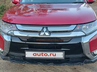 2017 Mitsubishi Outlander III Рестайлинг 2, пурпурный, 2650000 рублей, вид 3