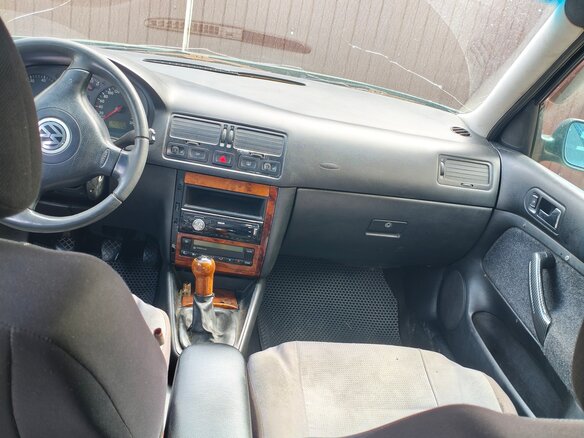 1999 Volkswagen Bora I, зелёный, 250000 рублей - вид 5