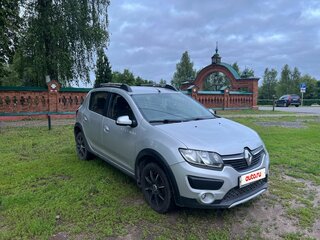 2016 Renault Sandero Stepway II, серебристый, 1000000 рублей, вид 3