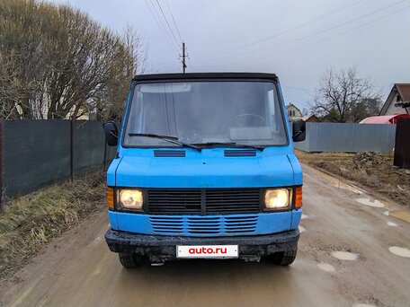 1989 Mercedes-Benz T1, голубой, 390000 рублей, вид 3