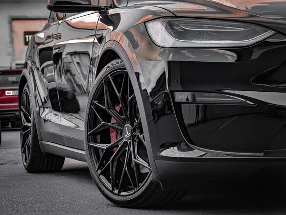 2022 Tesla Model X Plaid I Рестайлинг, чёрный, 11500000 рублей - вид 4