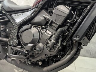 2021 Honda CMX 1100 Rebel, пурпурный, 899000 рублей, вид 4