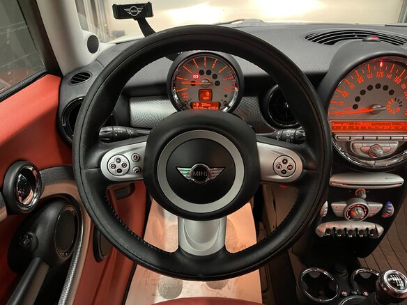 2008 Mini Hatch Cooper S II (R56), белый, 900000 рублей - вид 12