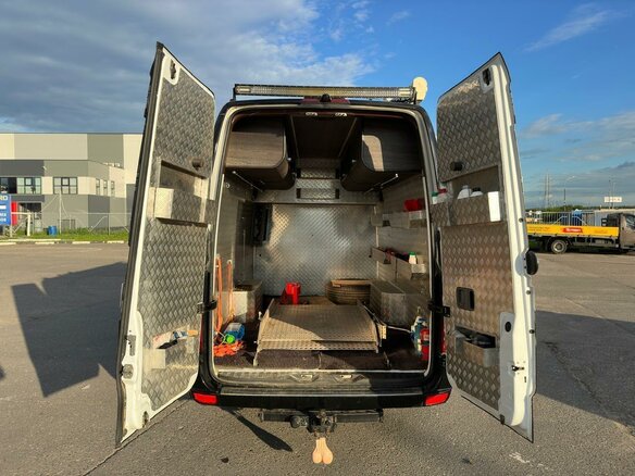 2011 Mercedes-Benz Sprinter, белый, 4300000 рублей - вид 9