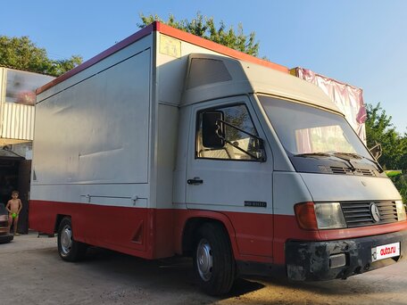 1994 Mercedes-Benz MB 100, белый, 800000 рублей, вид 4