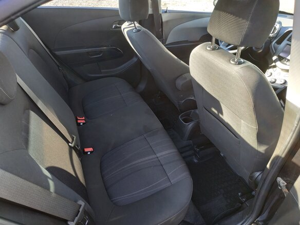 2014 Chevrolet Aveo II, чёрный, 500000 рублей - вид 7
