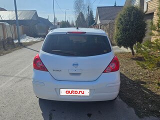2011 Nissan Tiida I Рестайлинг, белый, 750000 рублей, вид 5
