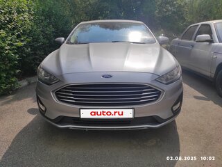 2020 Ford Fusion (North America) II Рестайлинг, серебристый, 1950000 рублей, вид 3