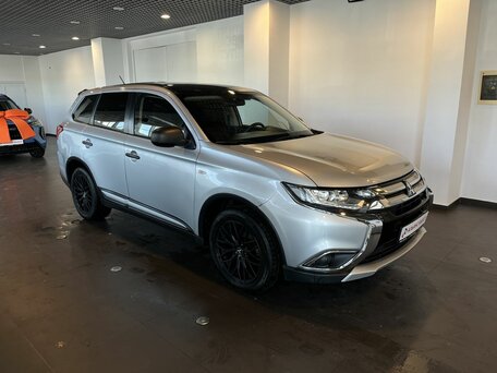 Mitsubishi Outlander III Рестайлинг 2