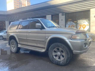 2005 Mitsubishi Pajero Sport I Рестайлинг, бежевый, 500000 рублей, вид 3