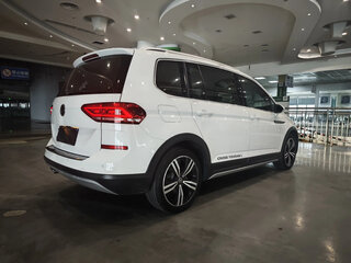 2022 Volkswagen Touran L II, белый, 1760005 рублей, вид 4