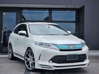 2020 Toyota Harrier III (XU60) Рестайлинг, белый, 2199000 рублей, вид 3
