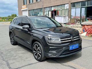 2023 Volkswagen Tharu I, чёрный, 1630000 рублей, вид 1