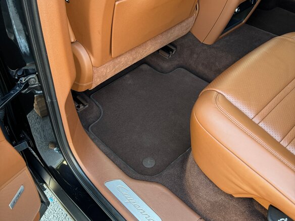 2021 Porsche Cayenne Coupé III, чёрный, 11900000 рублей - вид 25