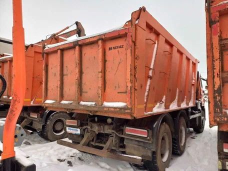 2021 КамАЗ 6520, оранжевый, 3048300 рублей, вид 3