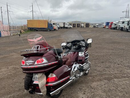 2006 Honda GL 1800 Gold Wing, красный, 1250000 рублей, вид 5