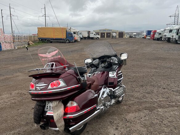 2006 Honda GL 1800 Gold Wing, красный, 1250000 рублей - вид 4