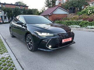 2022 Toyota Avalon V, чёрный, 3700000 рублей, вид 3
