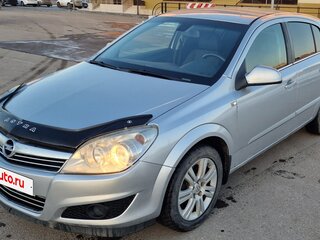 2011 Opel Astra H Рестайлинг, серебристый, 575000 рублей, вид 2
