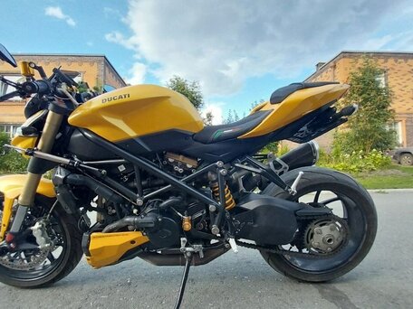 2012 Ducati Streetfighter, золотистый, 599000 рублей, вид 2