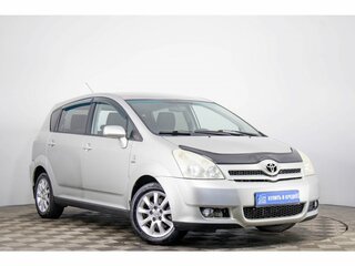 Toyota Corolla Verso I Рестайлинг