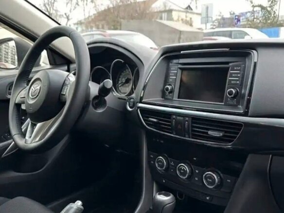2012 Mazda 6 III (GJ), белый, 1600000 рублей - вид 4