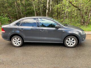 2011 Volkswagen Polo V, чёрный, 960000 рублей, вид 3