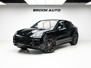 2026 Porsche Cayenne GTS Coupé III Рестайлинг, чёрный, 25990000 рублей, вид 1