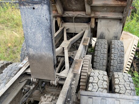 2012 КамАЗ 6520, оранжевый, 1300000 рублей, вид 5