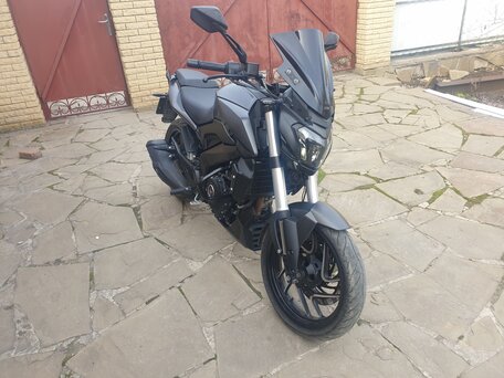 2019 Bajaj Dominar 400, чёрный, 359000 рублей, вид 1