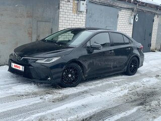 2021 Toyota Corolla XII (E210), чёрный, 1980000 рублей, вид 1