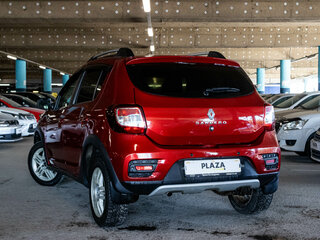 2019 Renault Sandero Stepway II Рестайлинг, красный, 1105000 рублей, вид 4