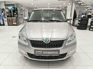 2012 Skoda Fabia II Рестайлинг, серый, 580000 рублей, вид 2