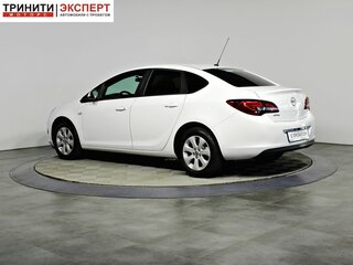 2014 Opel Astra J Рестайлинг, белый, 854000 рублей, вид 4