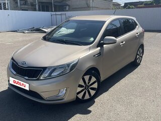 2013 Kia Rio 4-speed III, бежевый, 1045000 рублей, вид 1