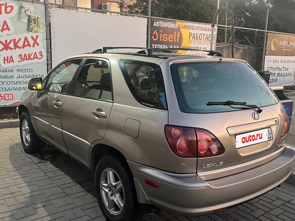 2000 Lexus RX 300 I, бежевый, 610000 рублей - вид 2