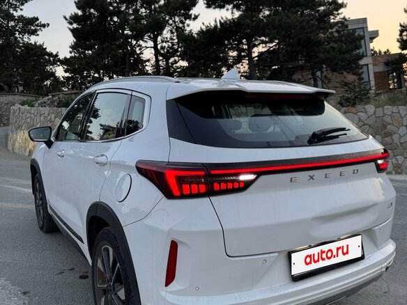 2022 Exeed LX I Рестайлинг, белый, 1350000 рублей - вид 4