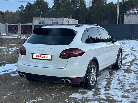 2012 Porsche Cayenne S II (958), белый, 1700000 рублей - вид 4