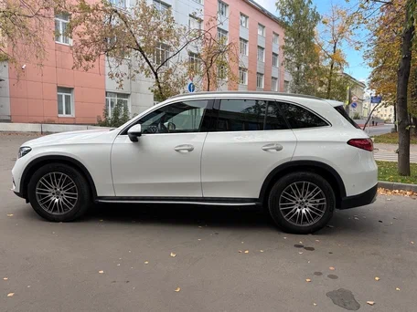 2024 Mercedes-Benz GLC 220 d II (X254), белый, 7150000 рублей, вид 2