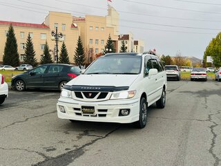 1999 Nissan Presage I, белый, 609000 рублей, вид 2