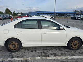 2018 Skoda Rapid I Рестайлинг, белый, 1100000 рублей, вид 3