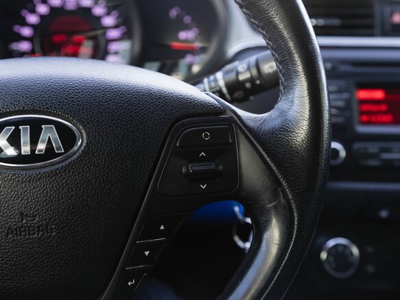 2015 Kia Ceed II Рестайлинг, красный, 1149000 рублей - вид 17