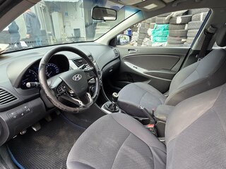 2013 Hyundai Solaris I, синий, 599000 рублей, вид 5