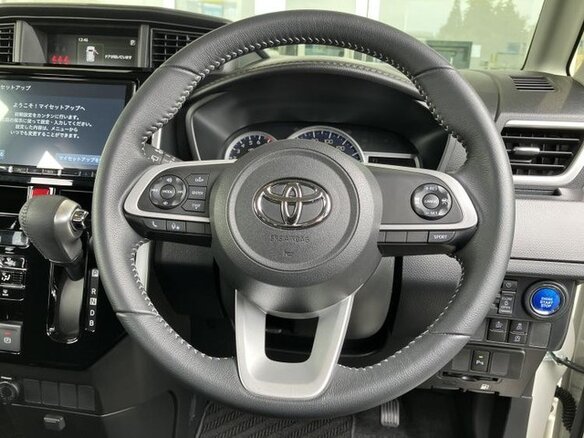 2023 Toyota Roomy I Рестайлинг, белый, 844000 рублей - вид 6