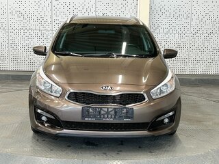 2018 Kia Ceed II Рестайлинг, коричневый, 900000 рублей, вид 5