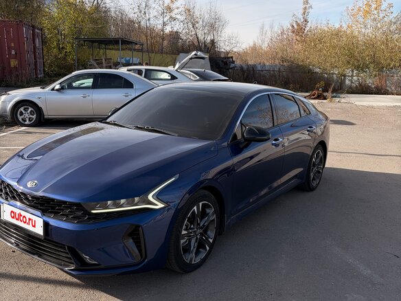 2020 Kia K5 III, синий, 2250000 рублей